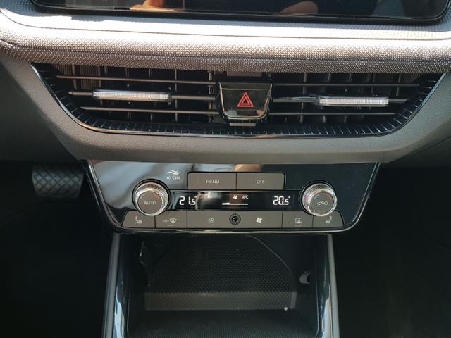 Skoda / Fabia / Blau / / / Fabia Selection 1,0TSI DSG 85KW/116PS ACC, SHZ, 16, Climatonic