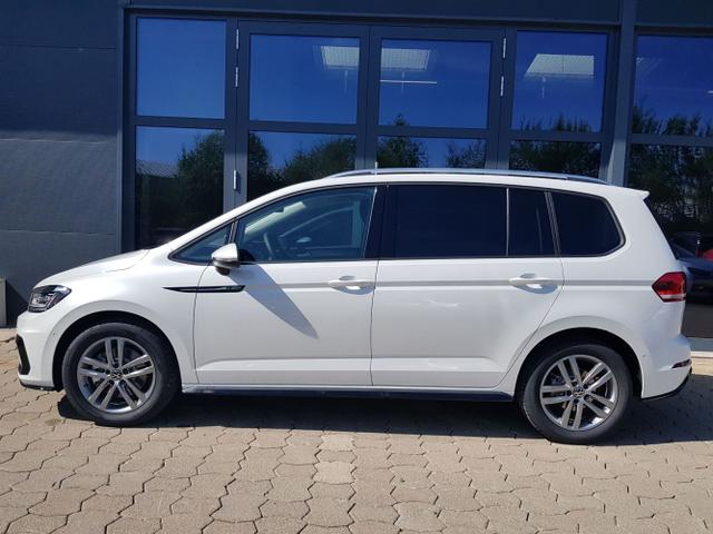 Volkswagen / Touran / Weiß / / / Touran Comfort Plus R-Line 1,5TSI DSG 110KW 7 Sitze, AHK, IQ-LED, Easy Open