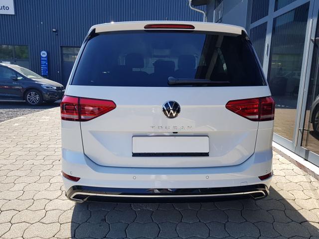 Volkswagen / Touran / Weiß / / / Touran Comfort Plus R-Line 1,5TSI DSG 110KW 7 Sitze, AHK, IQ-LED, Easy Open