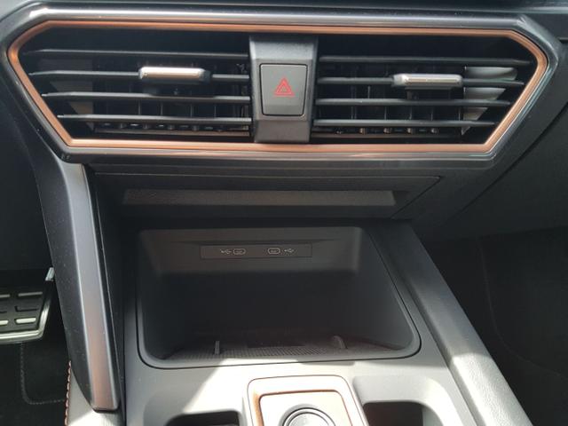 Cupra / Leon Sportstourer / / / / 