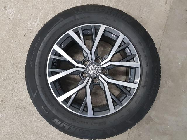 Volkswagen / Tiguan / / / / 
