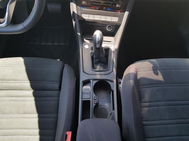 Volkswagen / Touran / / / / 