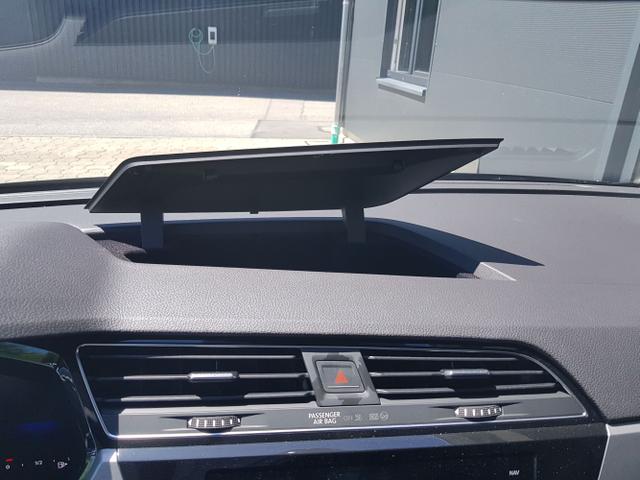 Volkswagen / Touran / / / / 