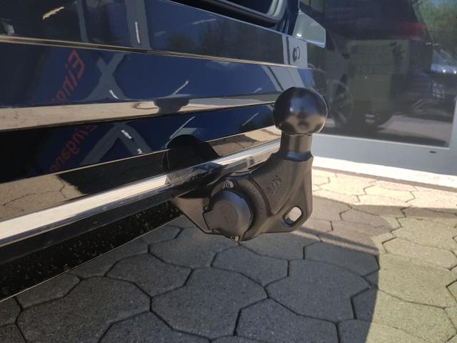 Volkswagen / Touran / / / / 