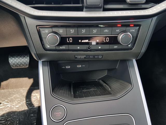 Seat / Arona / Grau / / / Arona FR Edition 1,0TSI DSG 85KW/116PS Navi, Kamera, Totwinkel, ACC