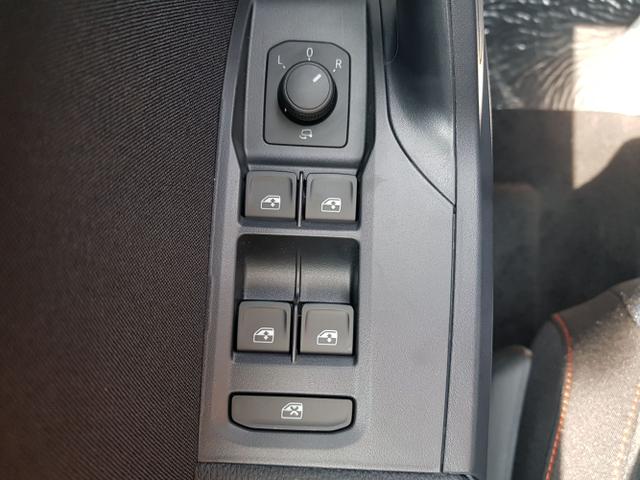 Seat / Arona / Grau / / / Arona FR Edition 1,0TSI DSG 85KW/116PS Navi, Kamera, Totwinkel, ACC