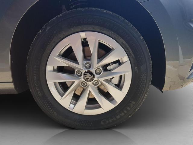 Skoda Fabia Selection 1,0 TSI DSG 85KW/116PS 5 Jahre Garantie, Sitzheizung, 15" Alufelgen 