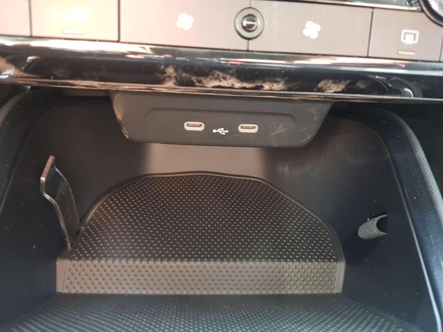 Skoda Fabia Selection 1,0 TSI DSG 85KW/116PS 5 Jahre Garantie, Sitzheizung, 15" Alufelgen 