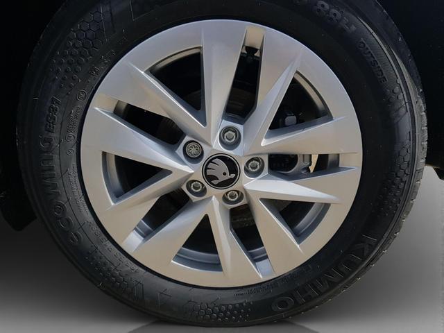 Skoda Fabia Selection 1,0 TSI DSG 85KW/116PS 5 Jahre Garantie, Sitzheizung, 15" Alufelgen 