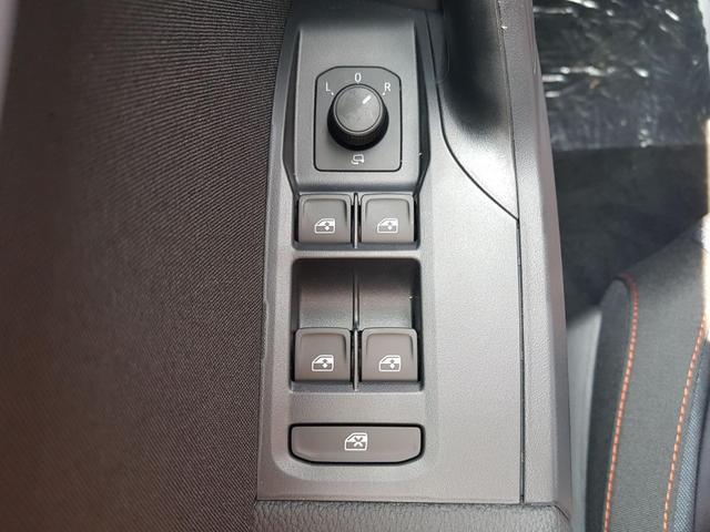 Seat Arona FR Edition 1,0TSI DSG 85KW/116PS Navi, Kamera, Totwinkel, ACC 