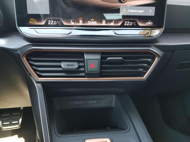 Cupra Leon 1,5eTSI DSG 110KW/150PS AHK, Assist XL , Matrix, Dinamica Sportsitze 