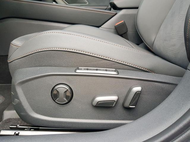 Cupra Leon Sportstourer ST VZ Facelift 2,0TSI 4Drive DSG 245KW/333PS AHK, Matrix, PanoDach, 5 Jahre Garantie 