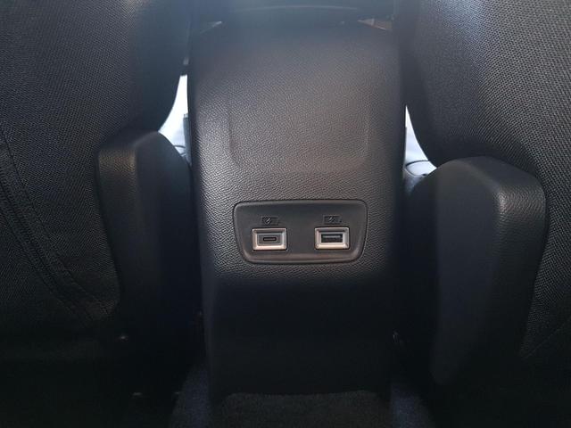 Peugeot 2008 Allure 1,2 PureTech 74KW/101PS Navi, SHZ, Kamera 