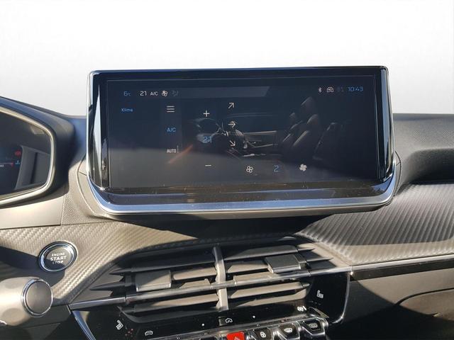 Peugeot 2008 Allure 1,2 PureTech 74KW/101PS Navi, SHZ, Kamera 