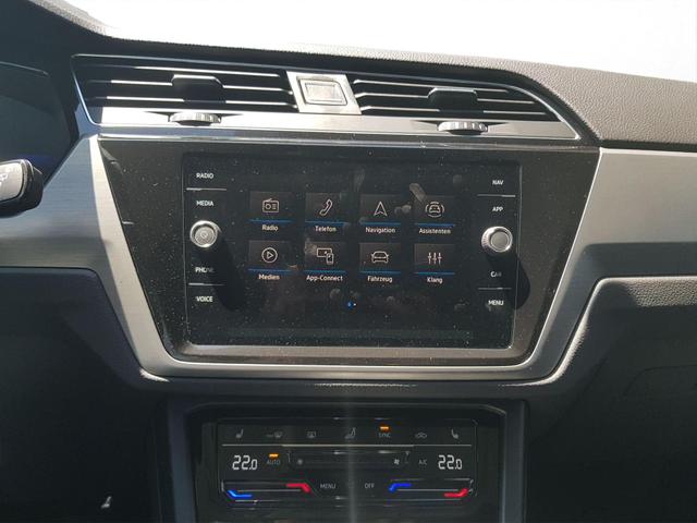 Volkswagen Touran Comfort Plus R-Line 1,5TSI DSG 110KW 7 Sitze, AHK, IQ-LED, Easy Open 