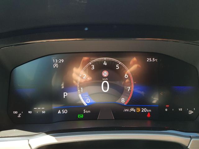 Volkswagen Touran Comfort Plus R-Line 1,5TSI DSG 110KW 7 Sitze, AHK, IQ-LED, Easy Open 