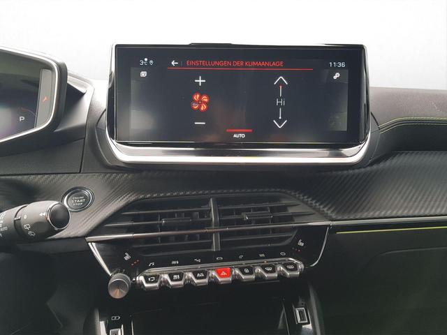 Peugeot 2008 GT 1,2 Automatik 96KW/130PS Navi, SHZ, Kamera, ACC 