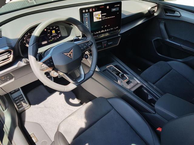 Cupra Leon 1,5eTSI DSG 110KW/150PS AHK, Assist XL , Matrix, Dinamica Sportsitze 