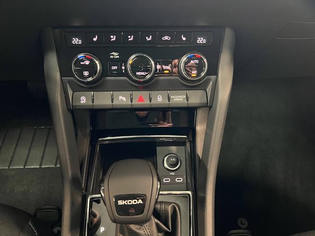 Skoda Karoq Selection 1,5TSI DSG 110KW/150PS ACC, Sitzheizung, 4 Jahre Garantie, PDC vorne und hinten 