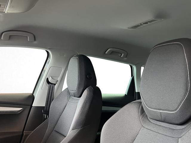 Skoda Karoq Selection 1,5TSI DSG 110KW/150PS ACC, Sitzheizung, 4 Jahre Garantie, PDC vorne und hinten 