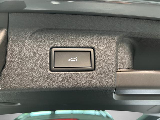 Volkswagen Touran Comfort Plus 1,5TSI DSG 110KW/150PS Navi, 7-Sitze, IQ-Light, Sitzheizung 