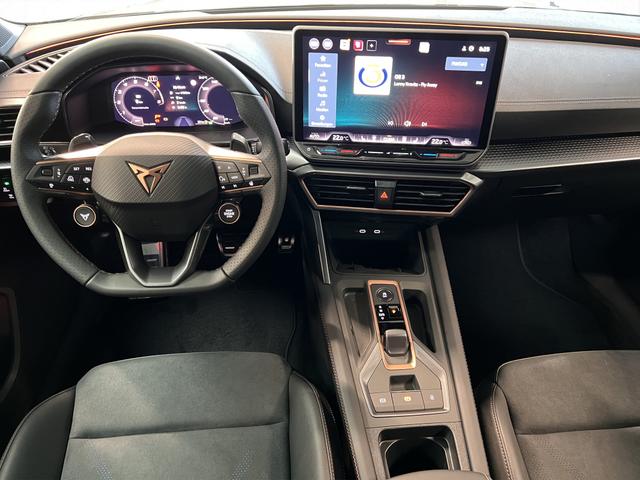 Cupra Leon 1,5eTSI DSG 110KW/ 150PS Matrix, Sennheiser, Assist XL, Navi, Dinamic Sitze 