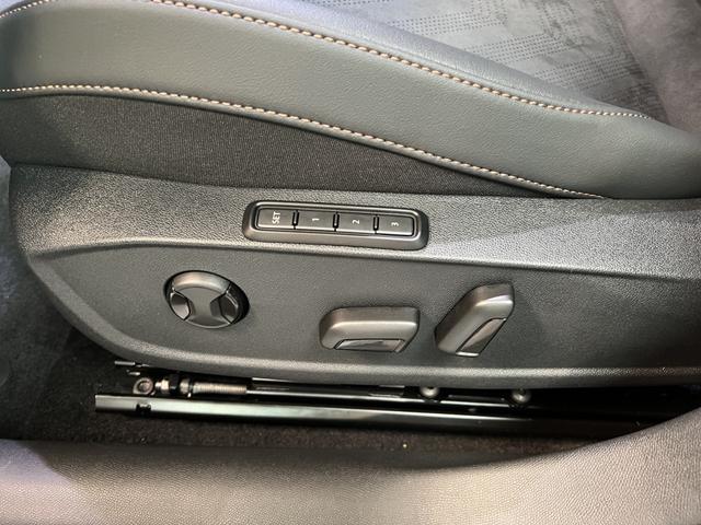 Cupra Leon 1,5eTSI DSG 110KW/ 150PS Matrix, Sennheiser, Assist XL, Navi, Dinamic Sitze 