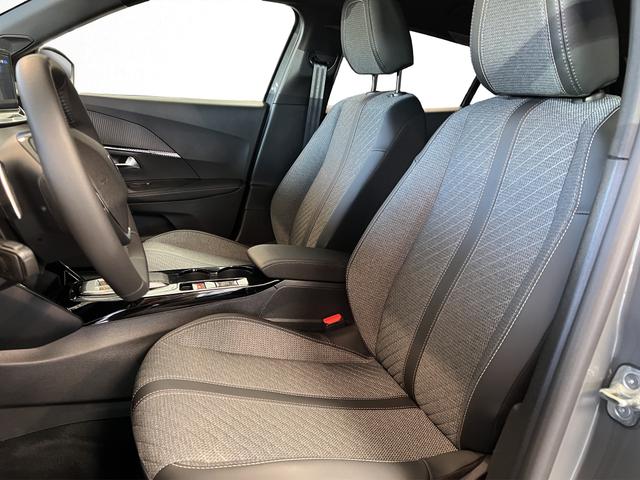 Peugeot 2008 Facelift Allure Automatik 96KW/130PS PDC, Totwinkel, Sitzheizung 