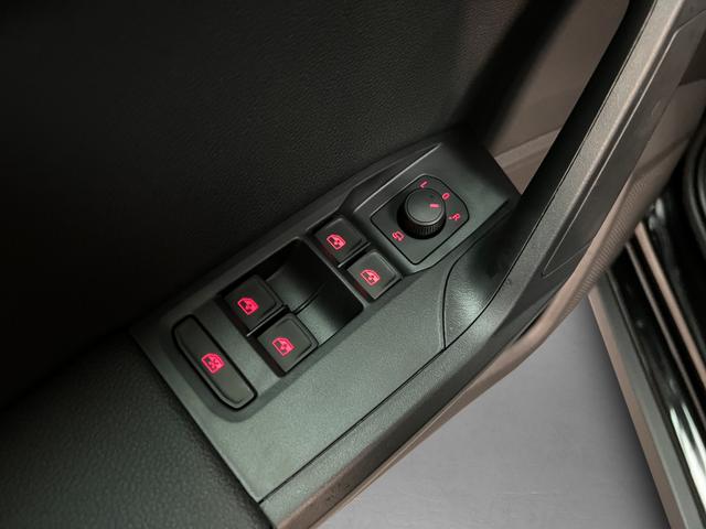 Seat Arona Style Edition 1,0TSI DSG 85KW/116PS Full LED, Totwinkel, ACC, Fernlicht, Dinamica, Sitzheizung 