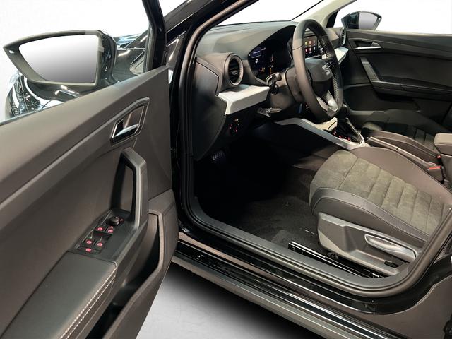Seat Arona Style Edition 1,0TSI DSG 85KW/116PS Full LED, Totwinkel, ACC, Fernlicht, Dinamica, Sitzheizung 