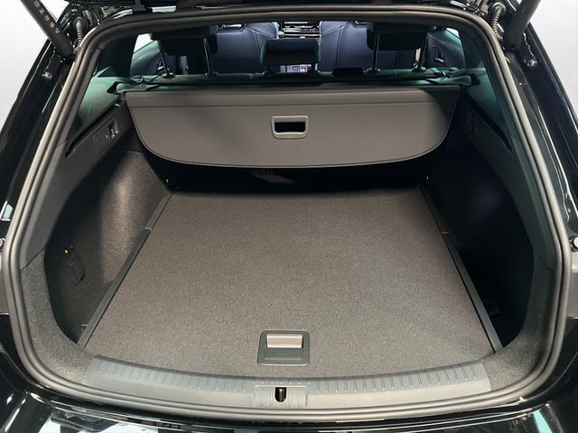 Cupra Leon Sportstourer ST 1,5eTSI DSG 110KW/ 150PS AHK, Matrix, Sennheiser, Assist XL, Navi, Dinamic Sitze 