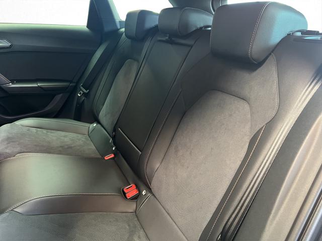 Cupra Leon Sportstourer ST 1,5eTSI DSG 110KW/ 150PS AHK, Matrix, Sennheiser, Assist XL, Navi, Dinamic Sitze 