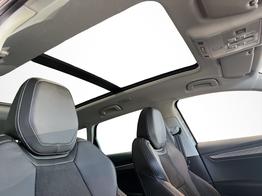 Skoda Karoq Selection Plus 1,5TSI DSG 110KW/150PS Panormadach, Lounge Sitze, AHK, Navi 