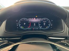 Skoda Karoq Selection Plus 1,5TSI DSG 110KW/150PS Panormadach, Lounge Sitze, AHK, Navi 