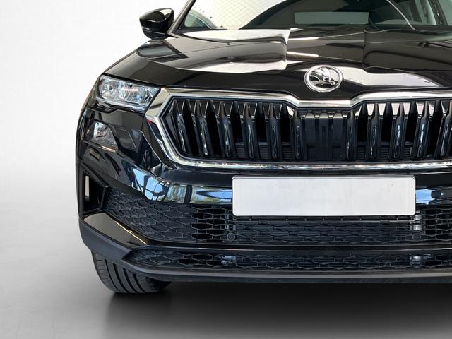 Skoda Karoq Selection Plus 1,5TSI DSG 110KW/150PS Panormadach, Lounge Sitze, AHK, Navi 