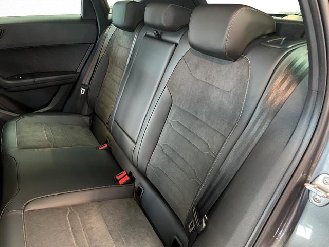 Cupra Ateca 2,0TSI DSG 4Drive 140KW/190PS AHK, 19 Black matt, Soundsystem, 360°, VirtualPedal, 5 Jahre Garantie 