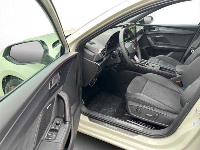 Cupra Leon Sportstourer ST 1,5eTSI DSG 110KW/ 150PS AHK, Matrix, Sennheiser, Assist XL, Navi, Dinamic Sitze 