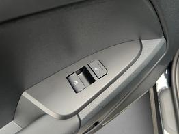 Kia Sportage Gold T-GDI Automatik110KW/150PS Adaptiver Tempomat, Navi, Totwinkelassistent, Sitzheizung, Kamera 