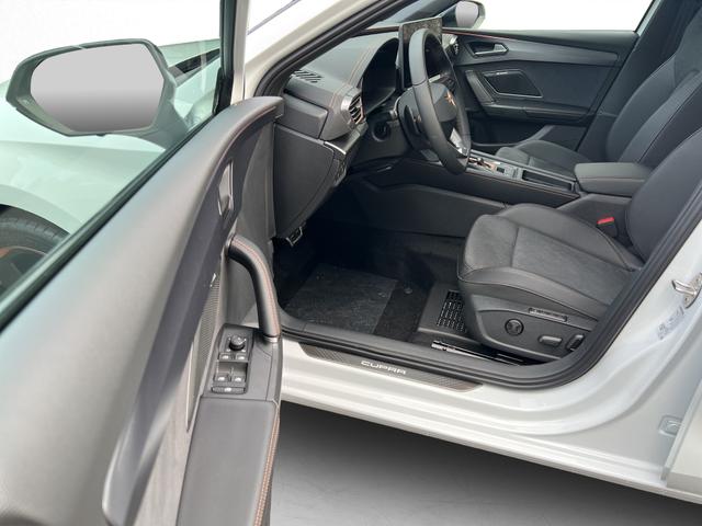 Cupra Leon 1,5eTSI DSG 110KW/ 150PS Matrix, Sennheiser, Assist XL, Navi, Dinamic Sitze 