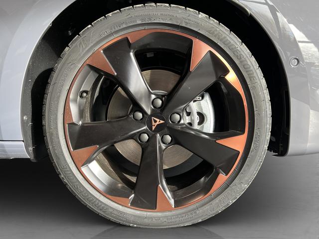 Cupra Leon Sportstourer ST 1,5eTSI DSG 110KW/ 150PS AHK, Matrix, Sennheiser, Assist XL, Navi, Dinamic Sitze 