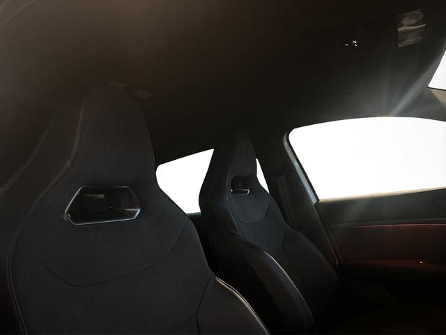 Cupra Ateca 2,0TSI DSG 4Drive 140KW/190PS AHK, 19 Black matt, Soundsystem, 360°, VirtualPedal, 5 Jahre Garantie 