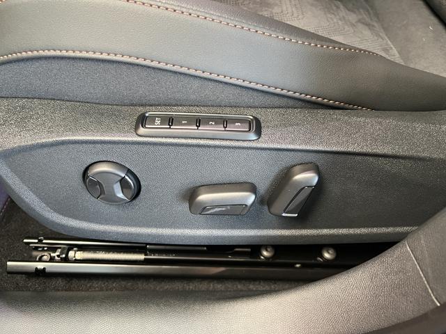 Cupra Leon Sportstourer ST 2,0TSI DSG 4Drive 150KW/ 204PS Matrix, Sennheiser, Assist XL, Navi, Dinamic Sitze, AHK 