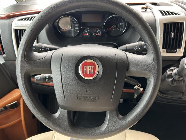 Carthago c-compactline I 143 LE Einzelbetten, Hubbett, Heckgarage 3.5 to 