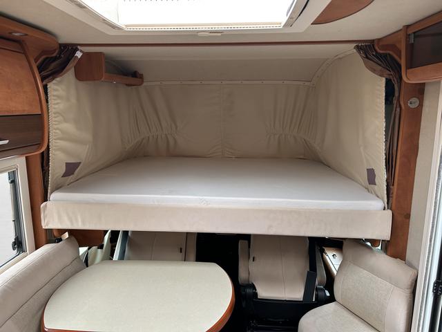 Carthago c-compactline I 143 LE Einzelbetten, Hubbett, Heckgarage 3.5 to 