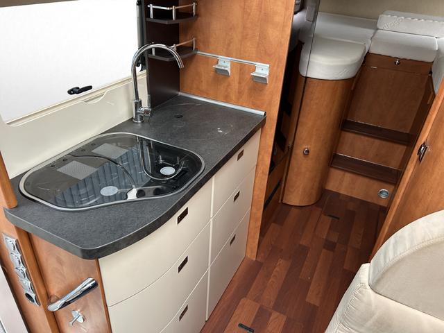 Carthago c-compactline I 143 LE Einzelbetten, Hubbett, Heckgarage 3.5 to 