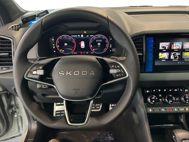 Skoda Karoq Sportline 2,0TSI DSG 4x4 140KW/190PS Ledersitze, Columbus, AHK, Pano 