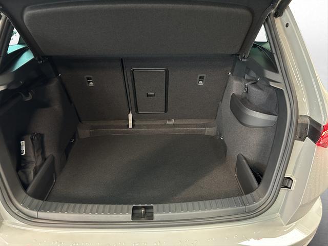 Skoda Karoq Sportline 2,0TSI DSG 4x4 140KW/190PS Ledersitze, Columbus, AHK, Pano 