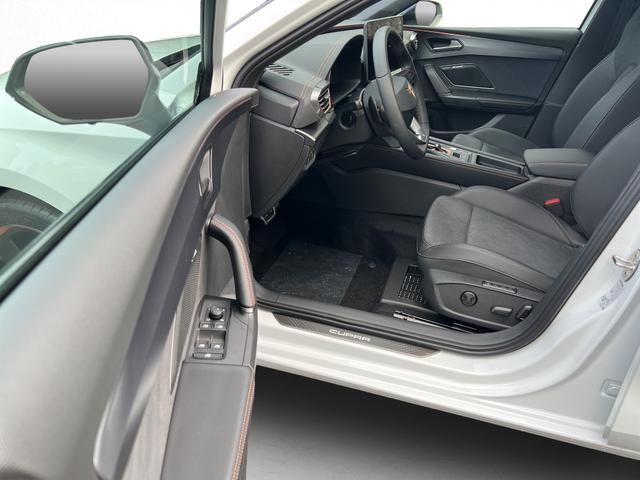 Cupra Leon 1,5eTSI DSG 110KW/ 150PS Matrix, Sennheiser, Assist XL, Navi, Dinamic Sitze 
