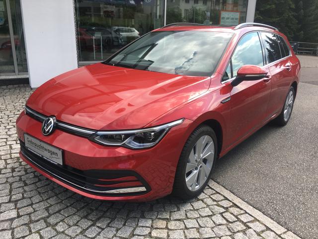Volkswagen Golf - Variant 1.5 eTSI DSG Style NAVI HUD PANO