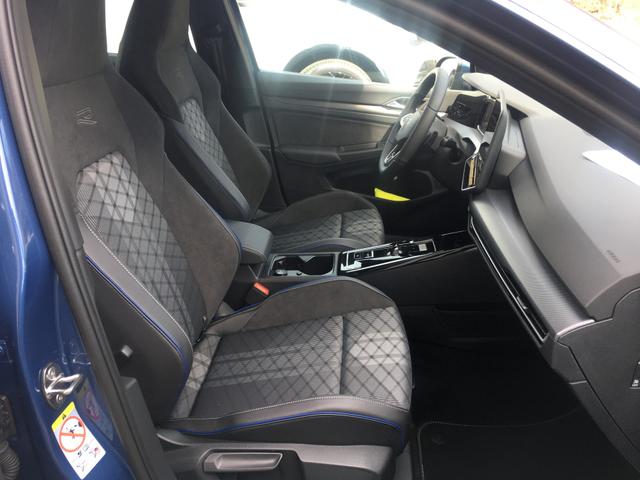 Volkswagen Golf Variant R-Line 1.5 eTSI DSG LED-Plus Easy Open Kessy AHK 